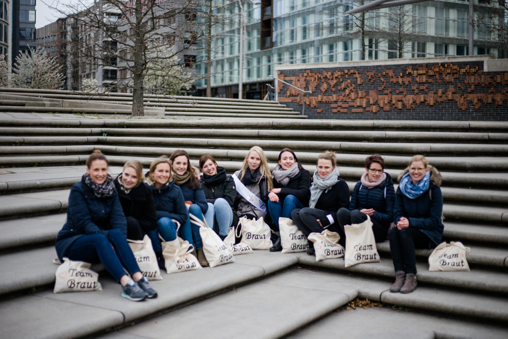JGA in der Hamburger Speicherstadt bei Aprilwetter